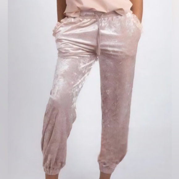 Bollie Blush Pink Crushed Velvet Cropped Jogger Pants w/ Pockets Women's XL - Picture 1 of 10